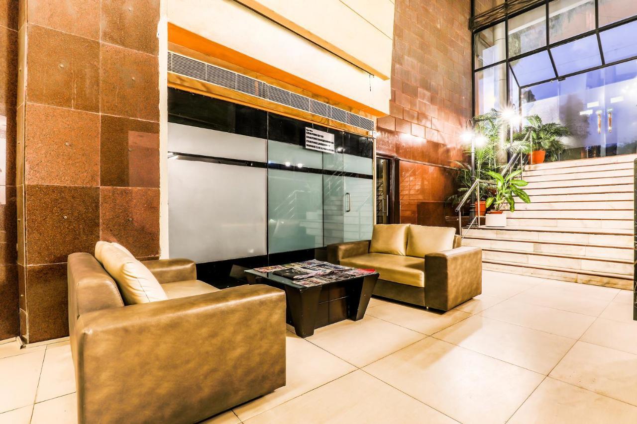 Fabhotel Conclave Boutique New Delhi Buitenkant foto